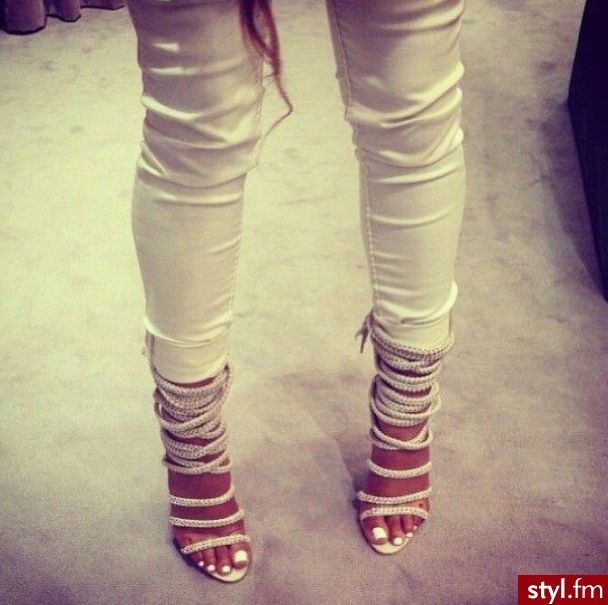 Szpilki Buty Moda