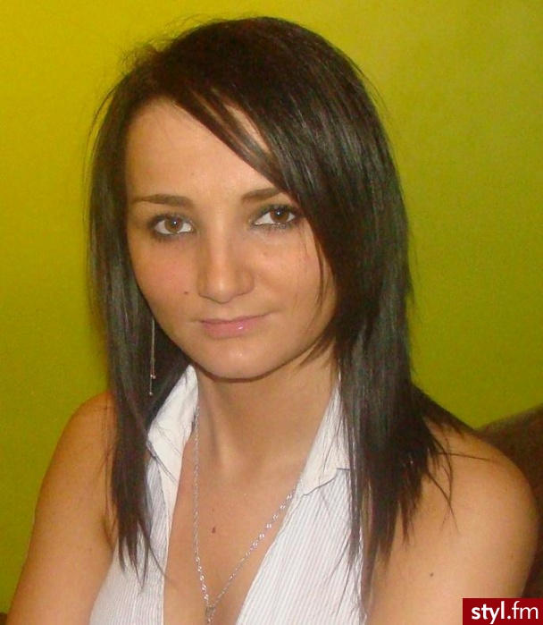 Średnie Fryzury
