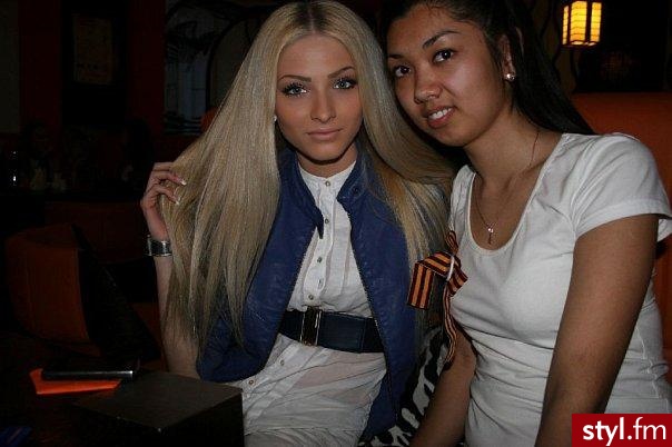 Blond Rozpuszczone Proste Na co dzień Długie Fryzury