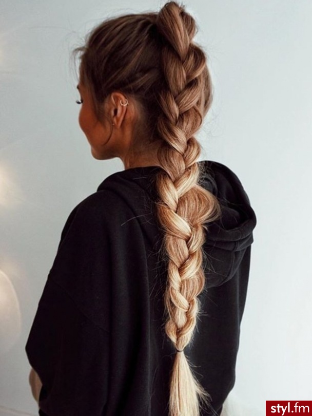 Długie Fryzury