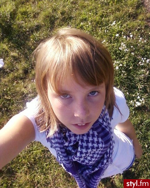 Średnie Fryzury