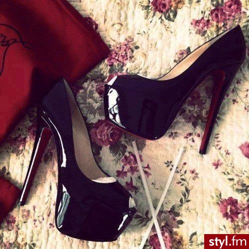 Szpilki Buty Moda