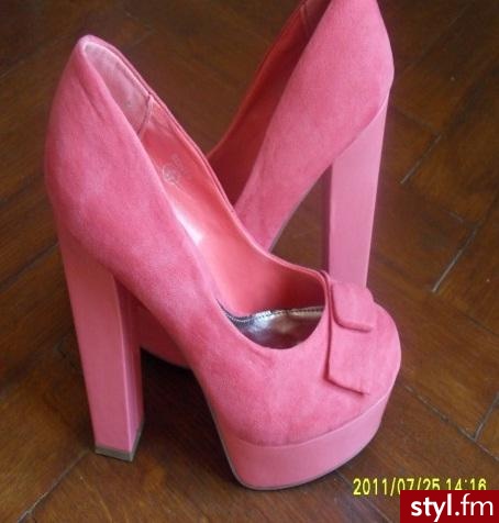 Pozostałe Buty Moda