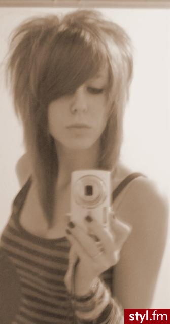 EMO Alternatywne Średnie Fryzury