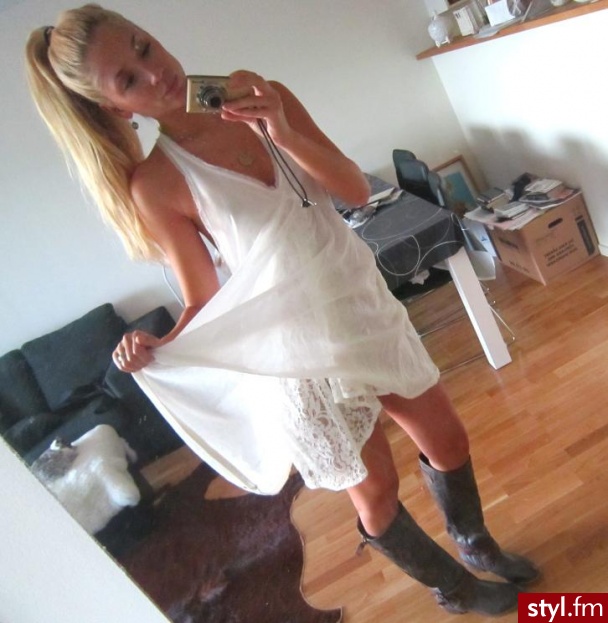 Sukienki Moda