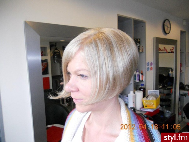 Blond Rozpuszczone Proste Na co dzień Krótkie Fryzury
