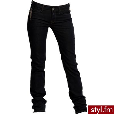 PAUBDUL Schmale Regular-Jeans in Dunkelblau - Replay - Polyvore. Pobrano ze strony: http://www.polyvore.com/paubdul_schmale_regular-jeans_in_dunkelblau/thing?id=14668926 - Pozostałe Ciuchy Moda