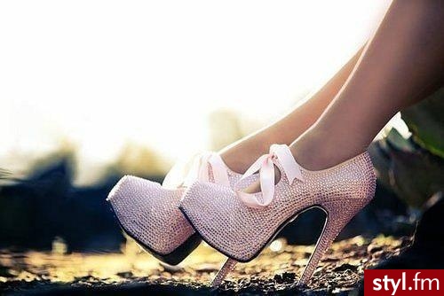 Szpilki Buty Moda
