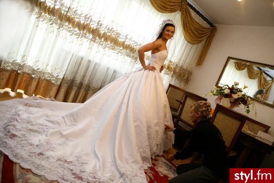 Znalezione w necie :) jak jest to pisać :) - Suknie ślubne Ślub Moda