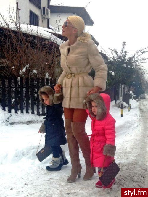 Pozostałe Okrycia Moda