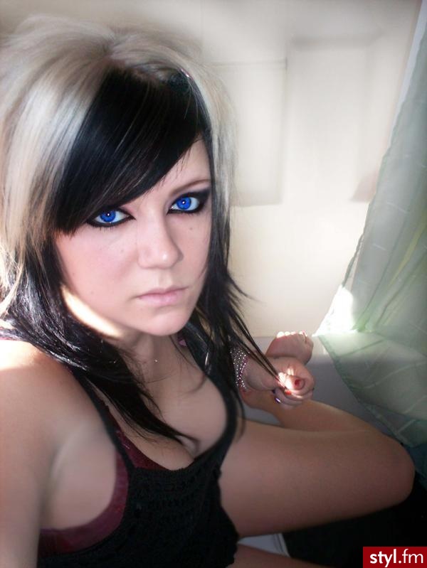 EMO Alternatywne Średnie Fryzury