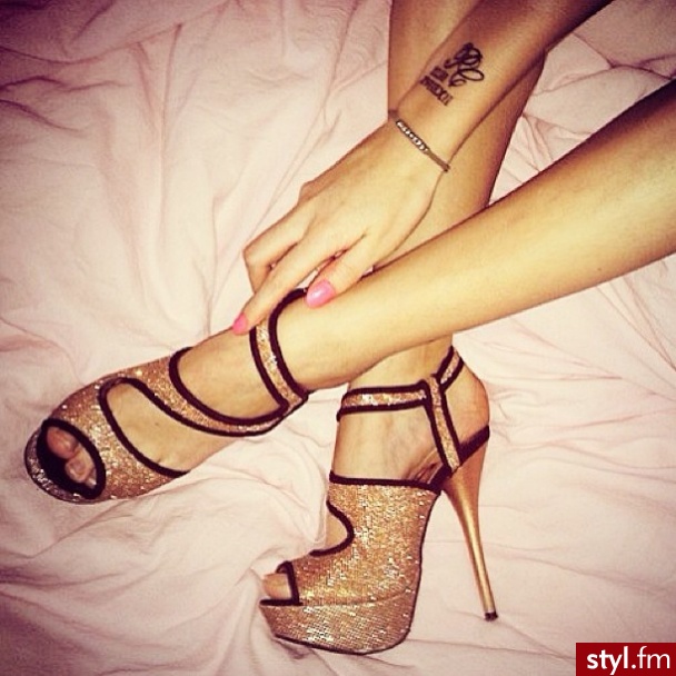 Szpilki Buty Moda