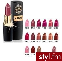 Astor vip.. Luksusowa szminka zawierająca 50% więcej pigmentu, przez co nadaje ustom intensywny kolor. Utrzymuje się na ustach do 7 godzin, gwarantuje wyjątkowy komfort nawilżenia. Dostępna w 16 odcieniach.
Cena: 22zł - Makijaże