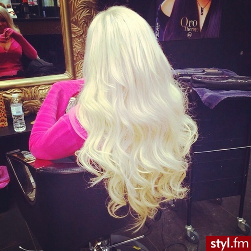 Blond Rozpuszczone Kręcone Na co dzień Długie Fryzury