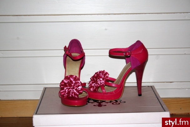 Szpilki Buty Moda