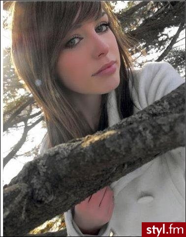 Średnie Fryzury