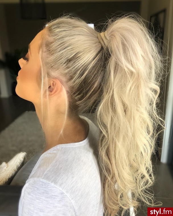 Blond Upięcie Kręcone Na co dzień Długie Fryzury
