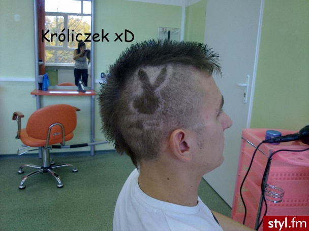 Króliczek PlayBoy\'a   1st. Pierwsza Próba, więc nie oCeniajcie Surowo;] - Punk Rock Alternatywne Średnie Fryzury