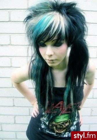 EMO Alternatywne Średnie Fryzury