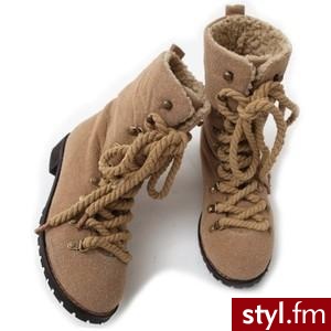 Gmarket - Polyvore. Pobrano ze strony: http://www.polyvore.com/gmarket/thing?id=29225775 - Pozostałe Buty Moda