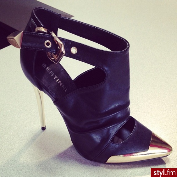 Szpilki Buty Moda