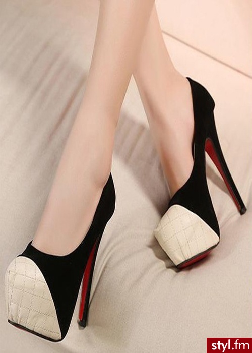 Elegant Designed Black Color Block Heels - Misz-masz