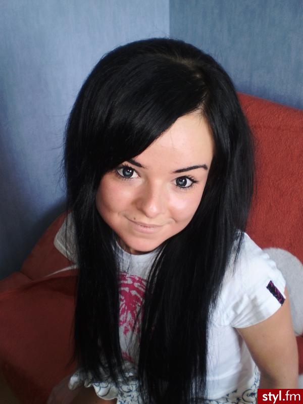 Średnie Fryzury