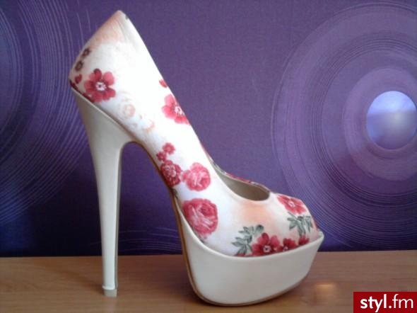 Szpilki Buty Moda