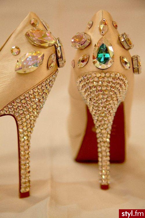Szpilki Buty Moda