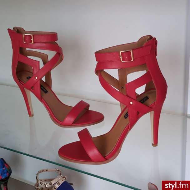 Szpilki Buty Moda