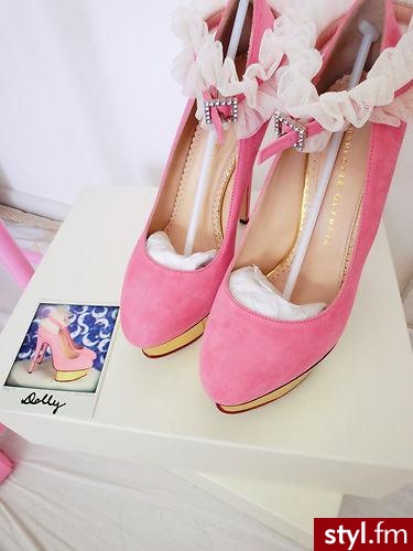 Szpilki Buty Moda