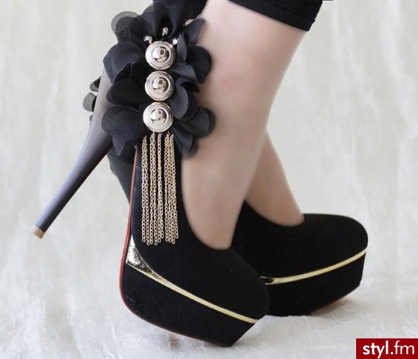 Szpilki Buty Moda