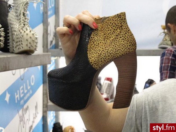 Pozostałe Buty Moda