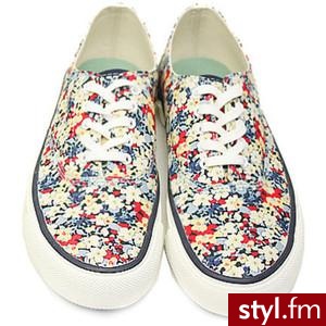 Pozostałe Buty Moda