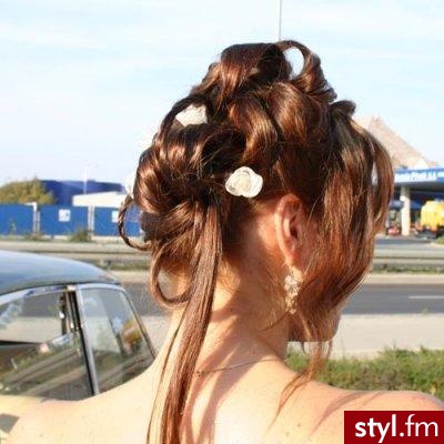  - Ślubne Średnie Fryzury