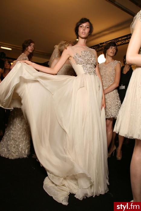 Sukienki Moda