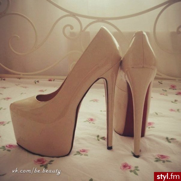 Szpilki Buty Moda
