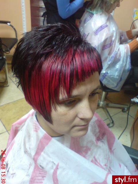 Salonik u Ani Anna Nieroda Bartoszyce ul.kopernika  8\1 tel.0897622180 Pełna satysfakcja klienta!!! - Średnie Fryzury