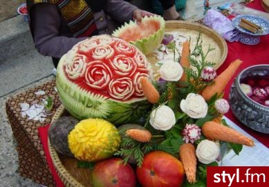 Carving-czyli sztuka zdobienia w owocach. - Misz-masz