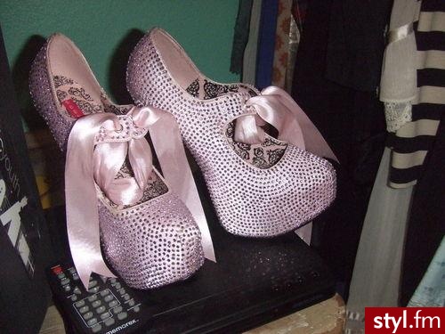 Pozostałe Buty Moda