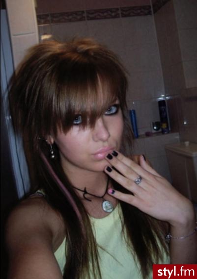 EMO Alternatywne Średnie Fryzury