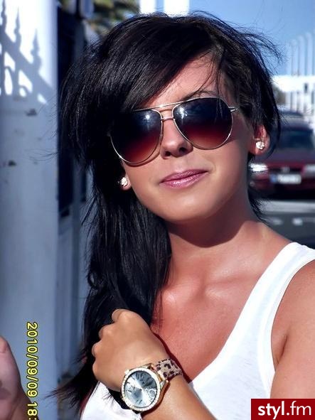 Średnie Fryzury