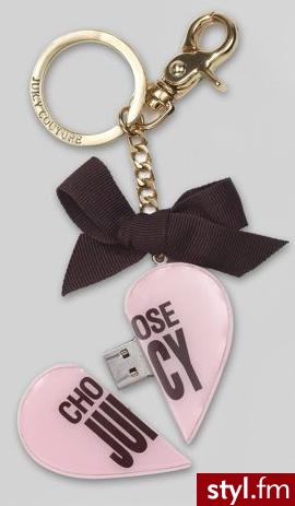 Juicy Couture USB Heart Keychain. - Gadżety Inne Moda