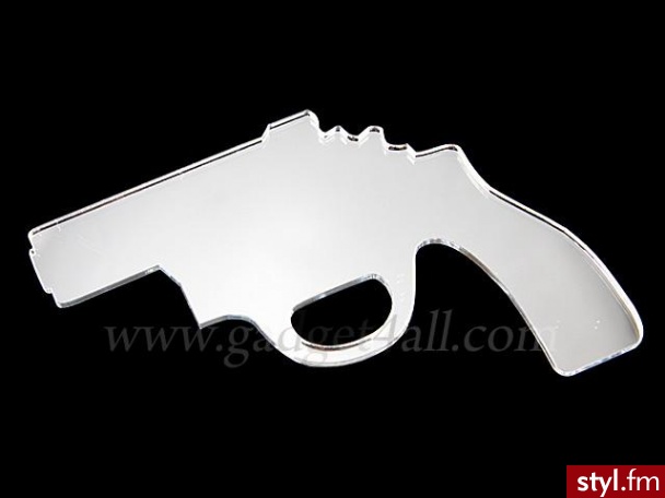 Lustro - pistolet. Kupisz za niecałe 10 dolców ;) - Mój pokój Wnętrza