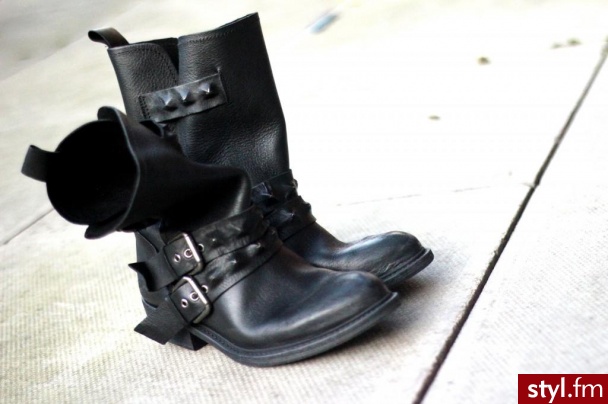 Glany Buty Moda