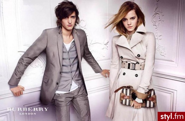 Emma Watson - Burberry 2010 - Pozostałe Ciuchy Moda