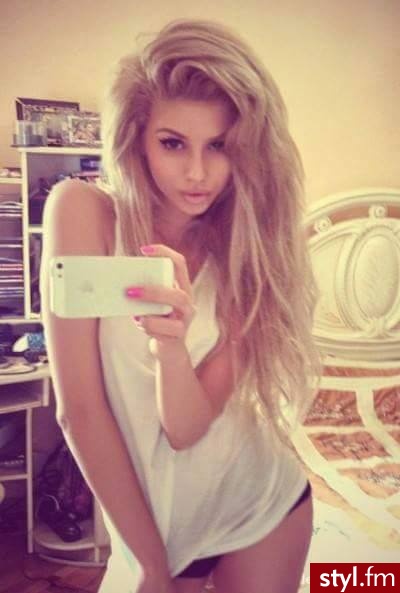 Blond Rozpuszczone Kręcone Na co dzień Długie Fryzury