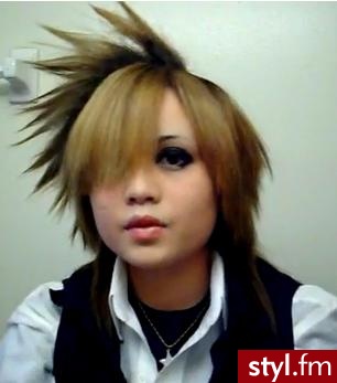 Visual Kei. Ponownie fryzura w stylu VK - Średnie Fryzury