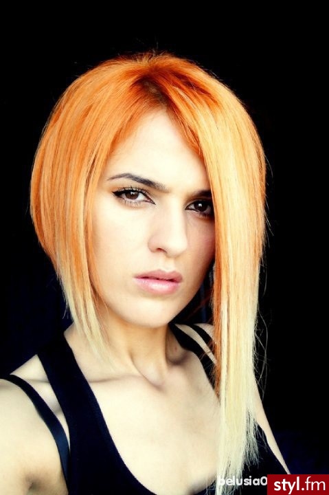 Średnie Fryzury