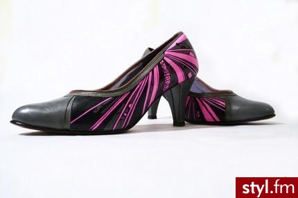 ndeurshoes. Model: Supernova.
www.etsy.com - Pozostałe Buty Moda